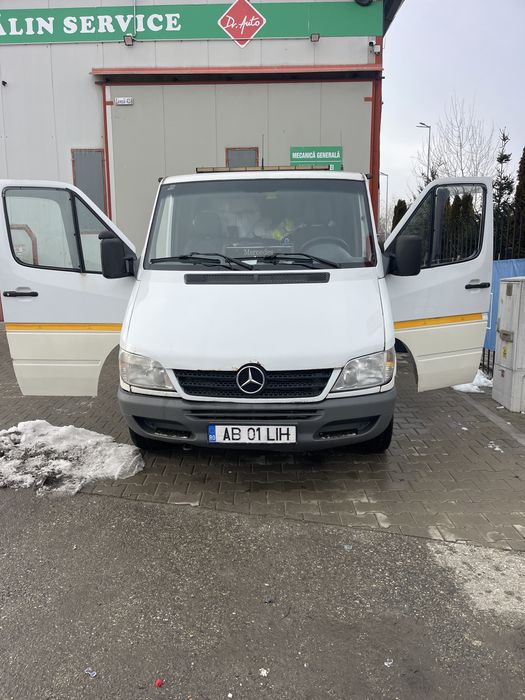 Autoplatforma mercedes sprinter