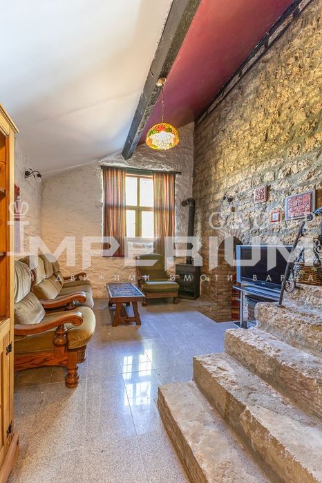 Продава се Къща в с. Изгрев, Област Варна - 220 кв.м за 796 €/кв.м - Снимка #6