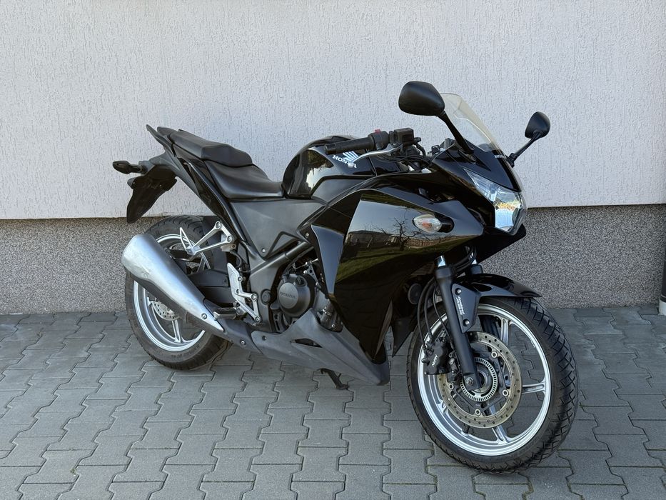 Honda CBR 250 RA - 2012 - ABS - Istoric Service Complet