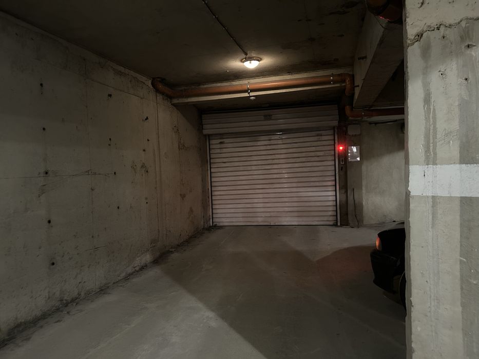 Дава се под наем Гараж / Паркомясто в Варна, Конфуто - 12 кв.м за 127.5 € - Снимка #4