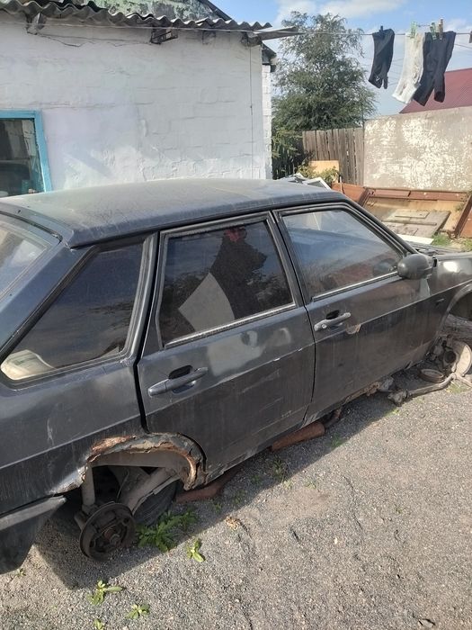 Продам ваз 21109 на запчасти