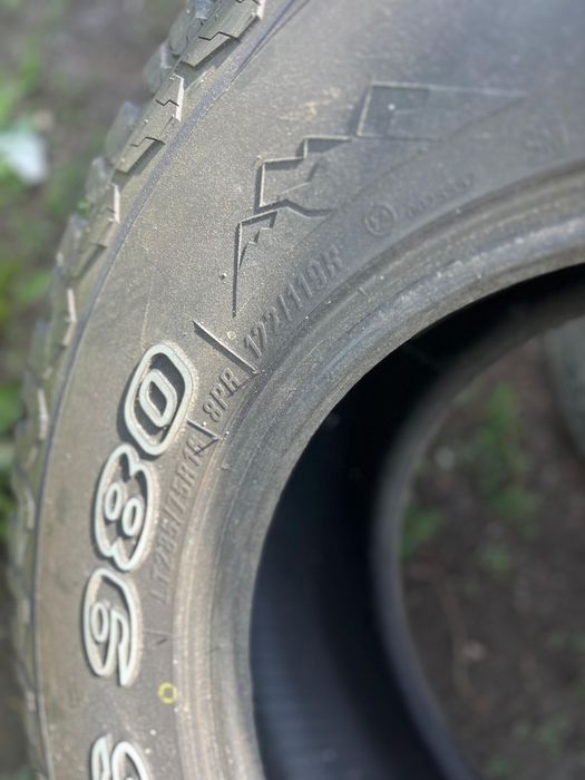 Продам резину Maxxis 980 Bravo A/T в размере LT285/75R16.