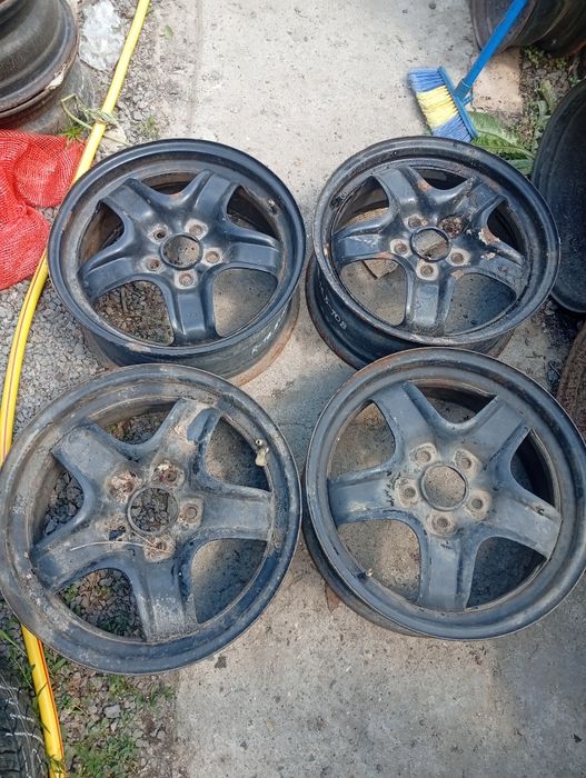Продам комплект дисков r16.
