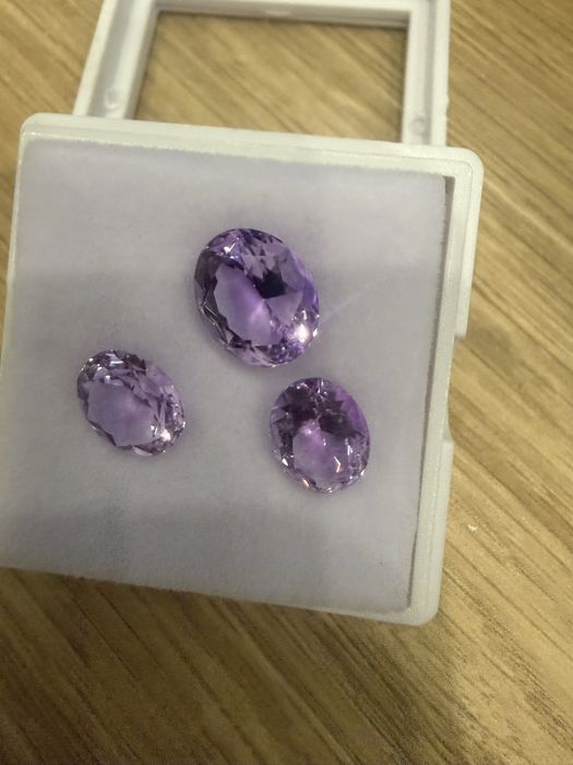 Лот естествени фасетирани аметисти – 7.85 ct (3 броя) – отлична шлифовка