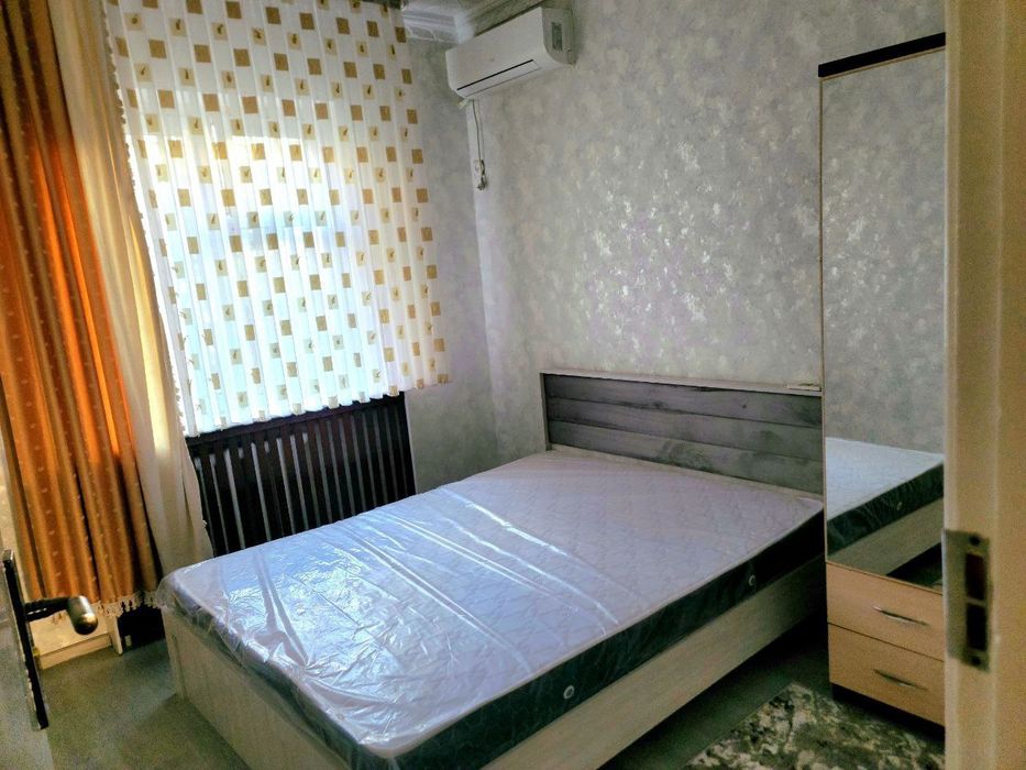 Миробатиский район Улица Чехова 4/2/9 банковский дом 1000