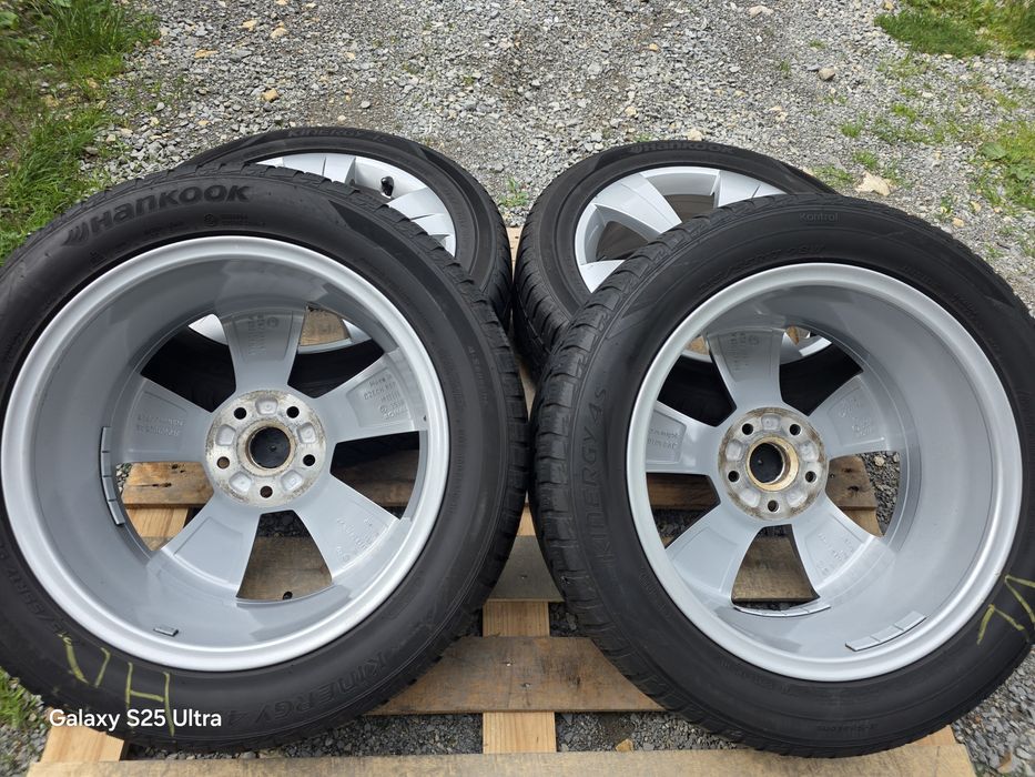 Лети джанти 17ки 5х112 Skoda + всесезонни гуми 215/55/17 Hankook