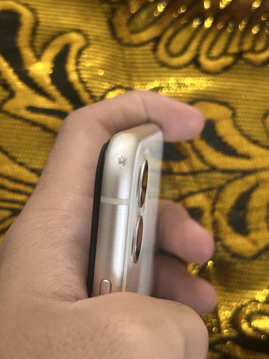 Iphone 11 64гигов