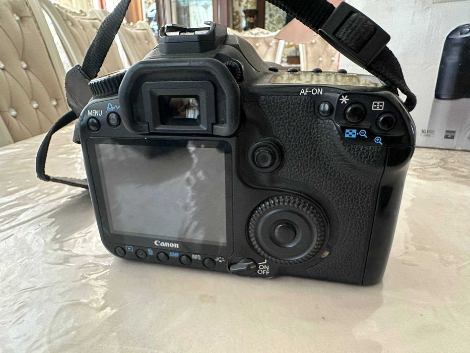 Fotoapparat Canon EOS 40D / A'lo holatda