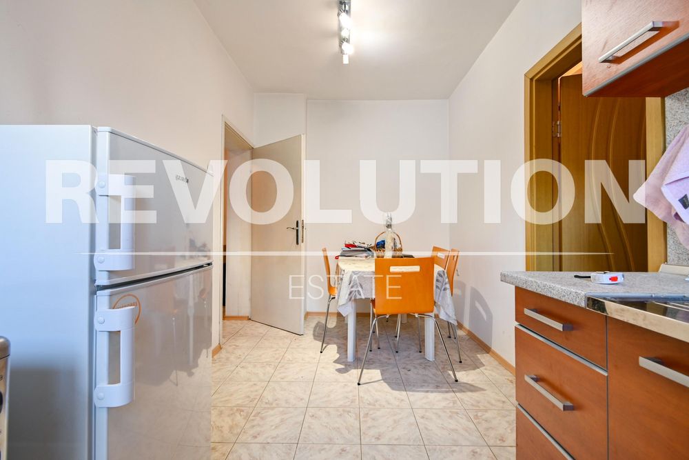 Дава се под наем Къща в София, Център - 150 кв.м за 1450 € - Снимка #4