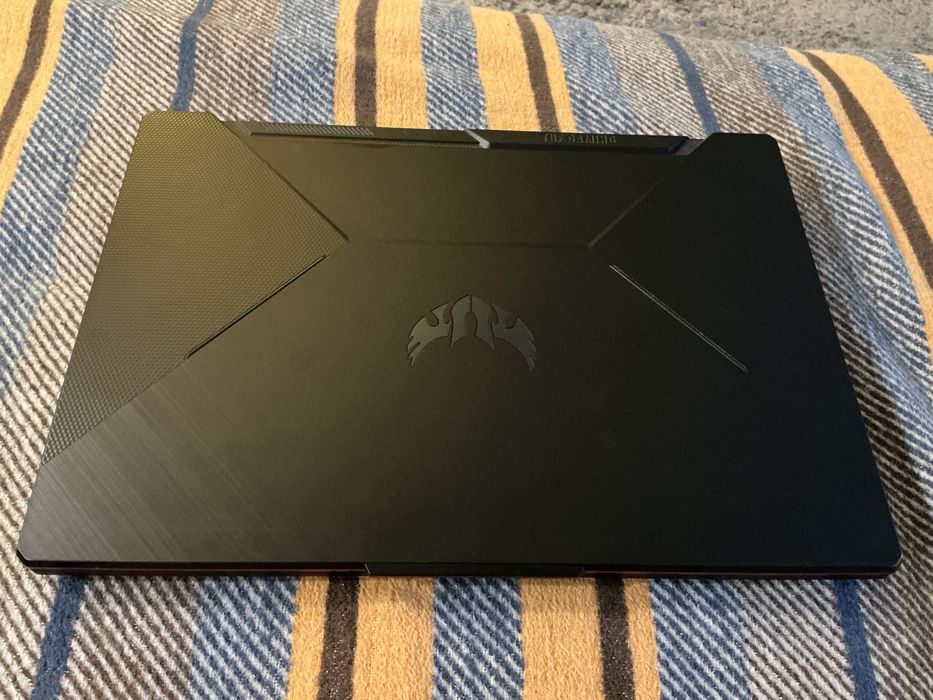 ASUS TUF A15 FA506IU/ Ryzen 7 4800H/ GTX1660 Ti/ 8 GB RAM/ 512 GB SSD