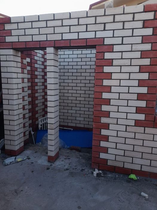 Кладка балкон Балконга ғишт терамиз