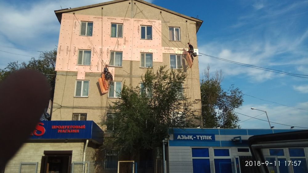 Альпинисты. Высотные работы.