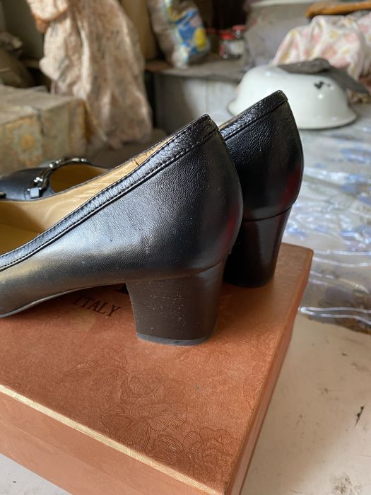 Продам новые туфли за полцены