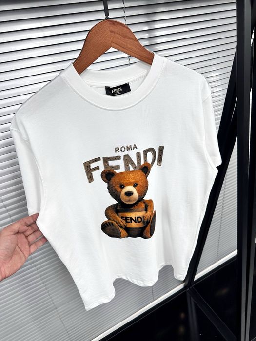 Мъжки тениски различни модели