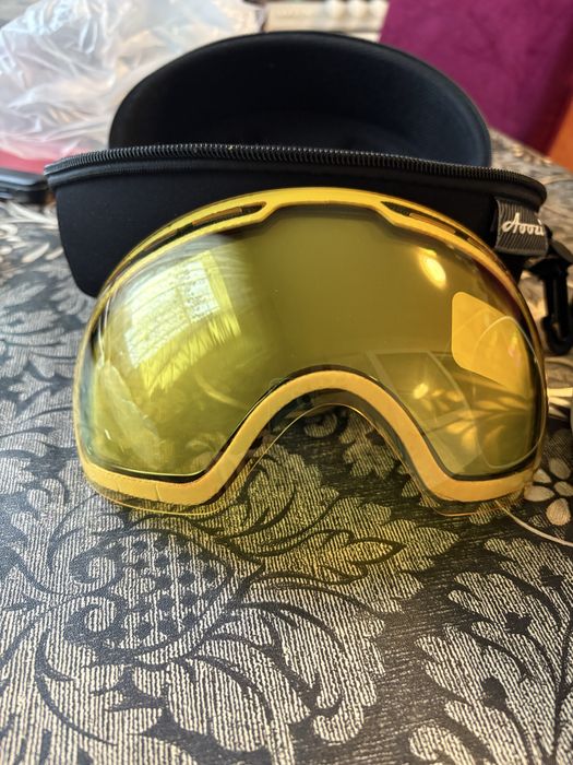 Ochelari ski aoozi noi. Mai am de asemenea o culoare galben pentru len