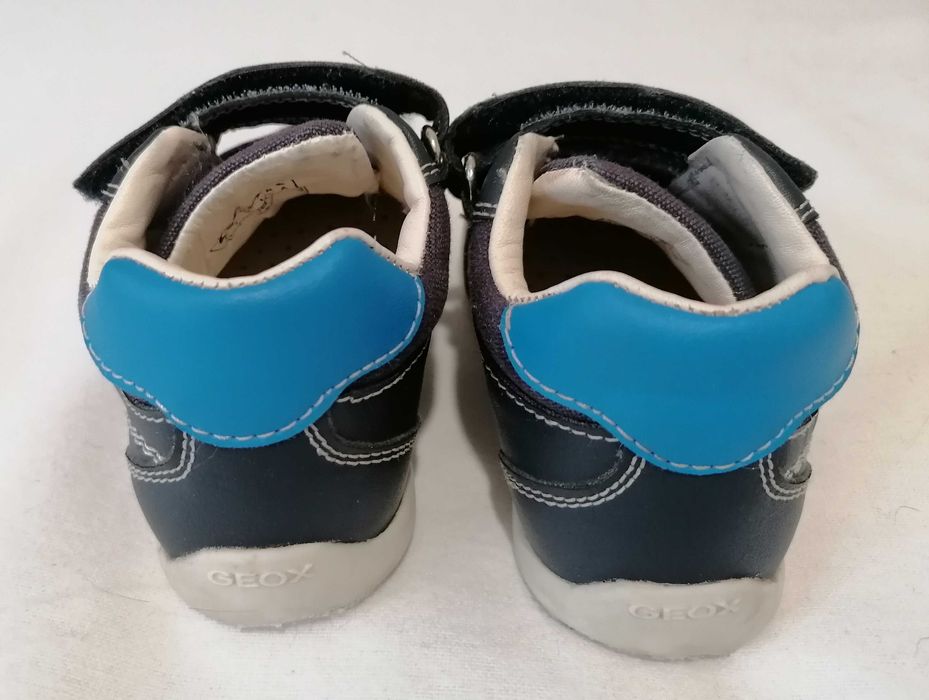 Детски Geox номер 24