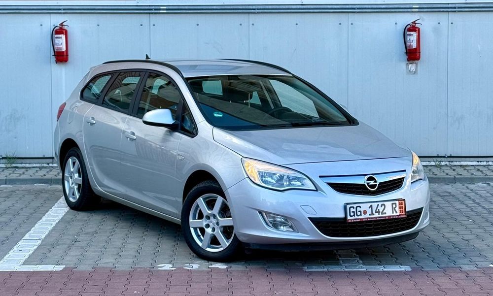 Opel Astra J / 1.7 CDTI 125 Cp / Navi