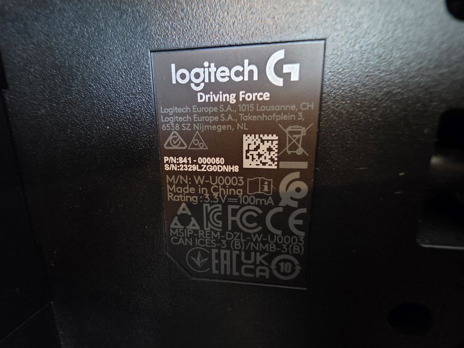 Volan Logitech G923 True Force și schimbător de viteze G Shifter