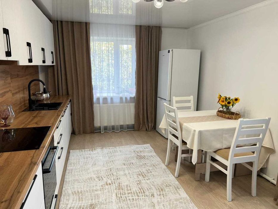 Продается часть дома в центре города !