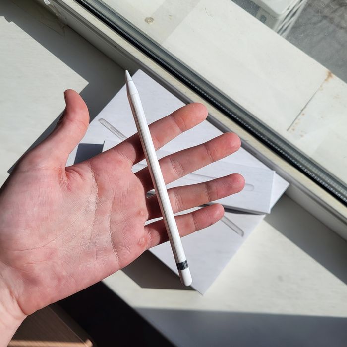 iPad (9th Generation) Wi-Fi + Apple pencil ( 1st Generation )