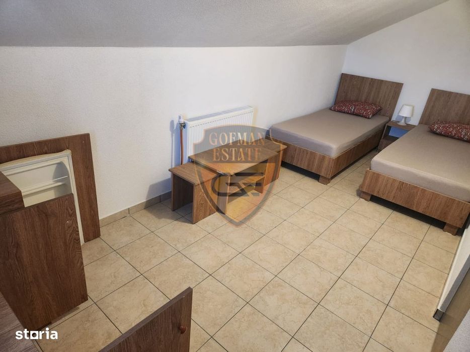 Casa Lumina Centru P+1+M 500mp + teren 500mp pentru diverse activitati
