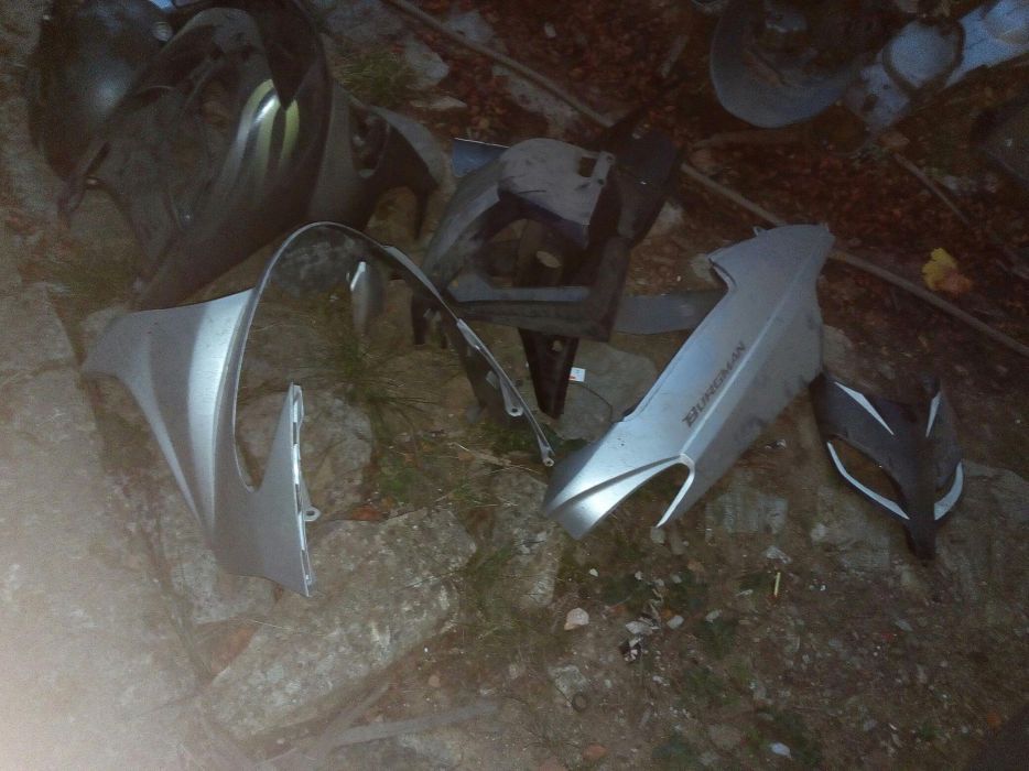 Suzuki burgman 150 Сузуки Бъргман  НА ЧАСТИ