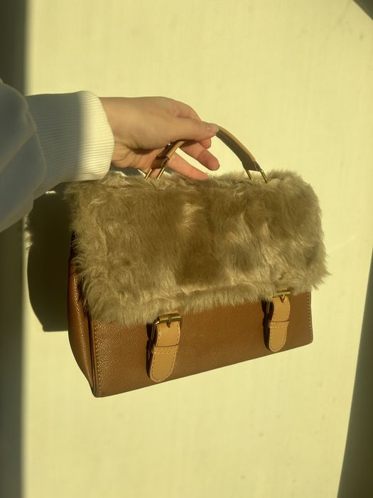 Стилна кафява дамска чанта