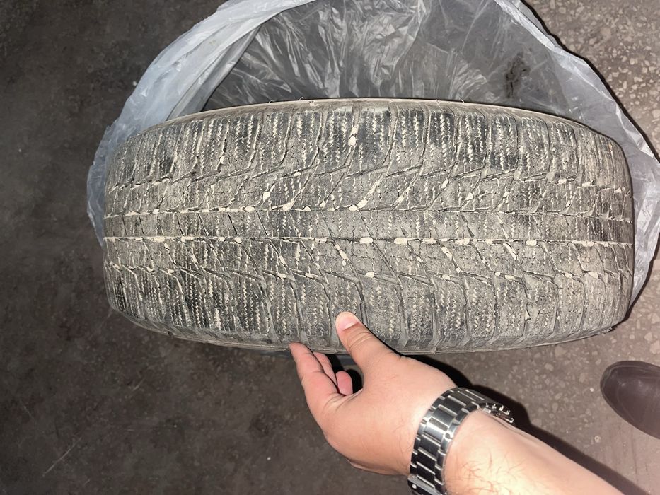 Продам зимнию резину