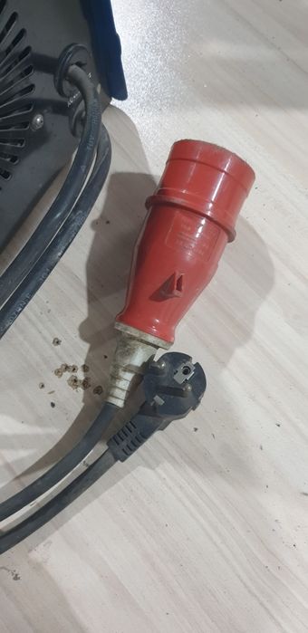 Заваръчен апарат/Електрожен Gude GE165C