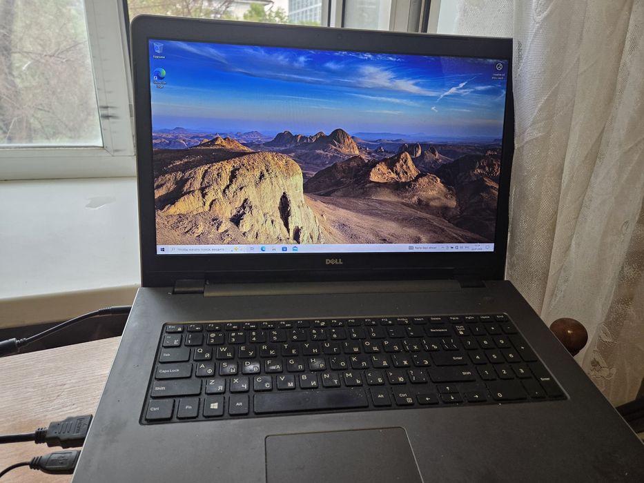 Dell Inspiron 5758