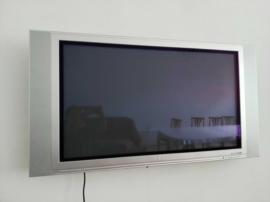 Продается телевизор