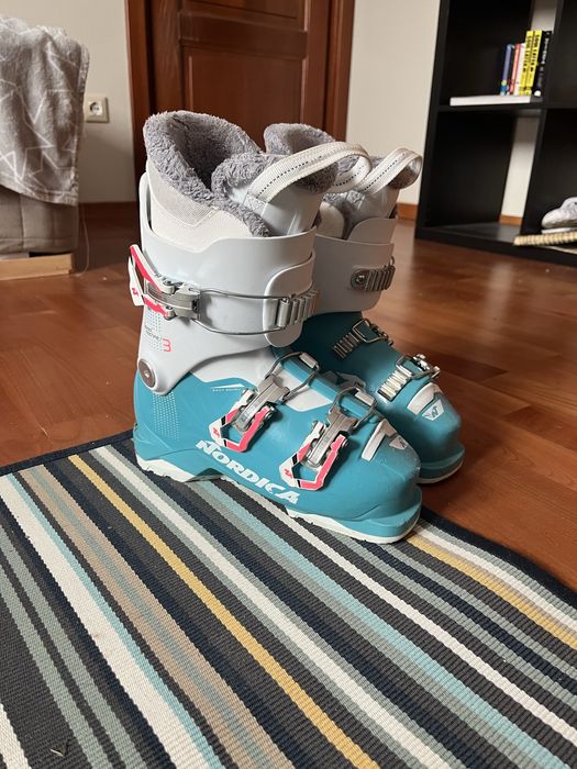 Clăpari schi Nordica Speedmachine 3 – mărime 22.5 (EU ~35)