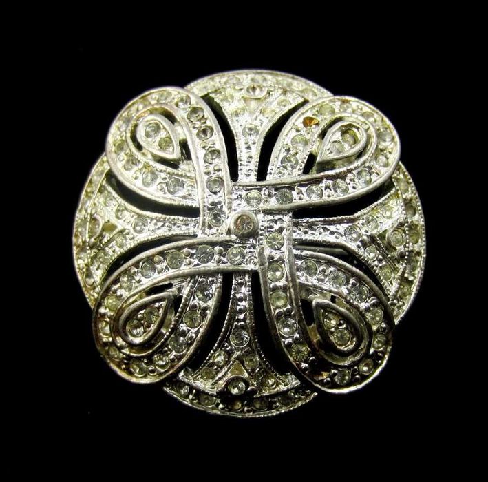 Бижута-Брошки-Накити-Украшения