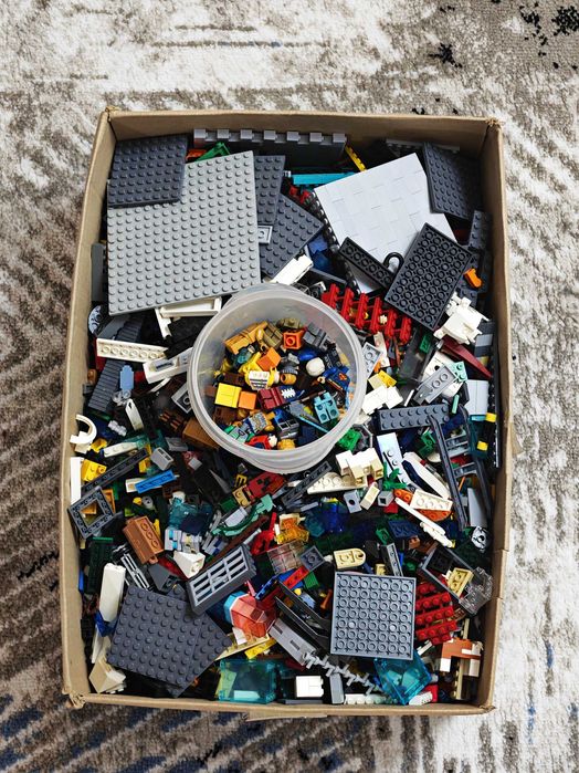 Продам LEGO детали на вес — 6,8 кг