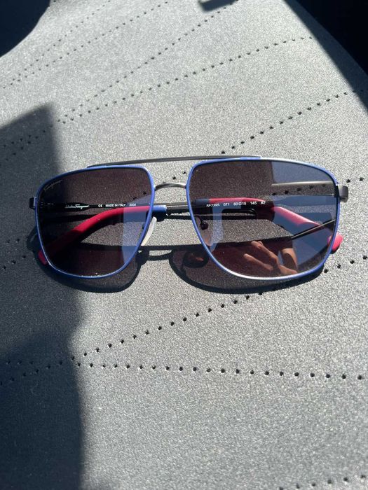 Солнцезащитные очки Salvatore Ferragamo SF239S
