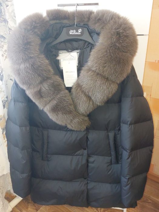 Продаю куртку , не подошёл размер!