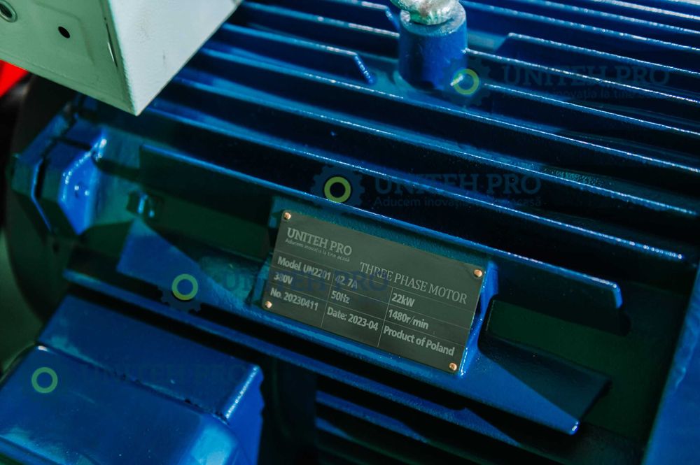 Granulator furaje KL-300 cu 3 matrite, motor inclus 22 kW Garanție