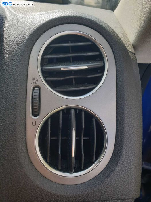 Gura Grila Aerisire Ventilatie Bord Dreapta Volkswagen Tiguan NFL Non Facelift 2007 - 2015 [C9080]