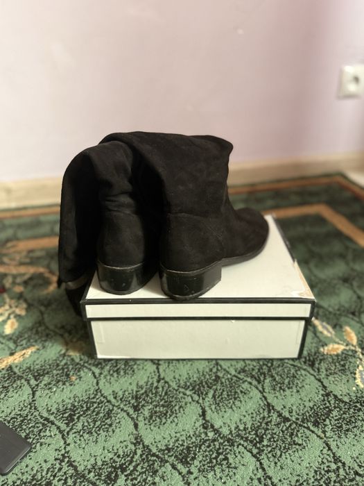 Зимний обувь 38р 17000т