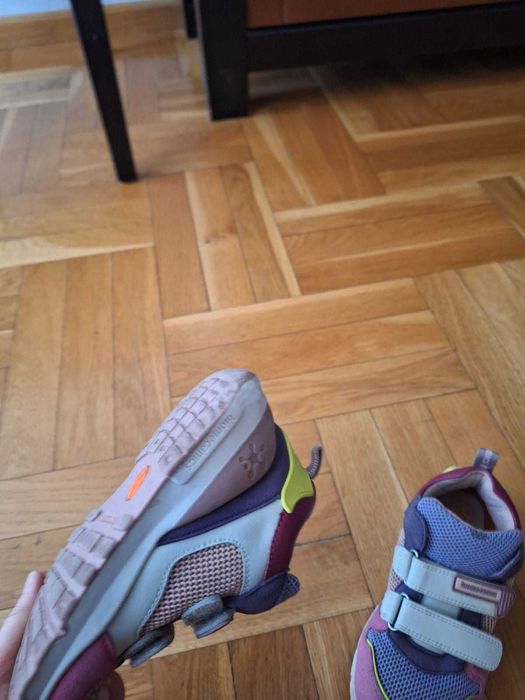 Sneakers Biomecanics 30