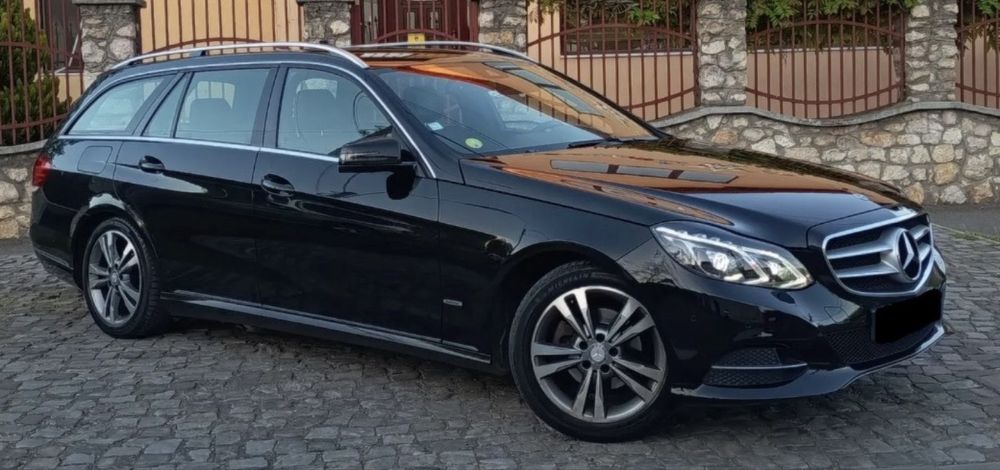 Capota motor Mercedes w212 e class facelift / culoare Negru / impecabila / fara defect