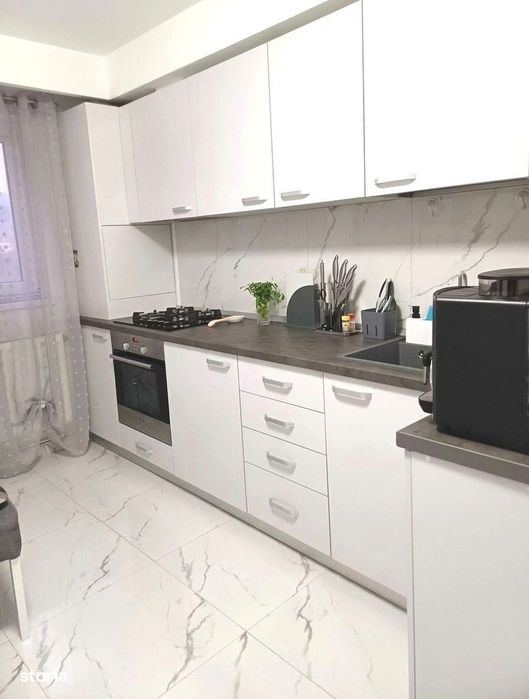 Apartament 2 camere, Cetate, zona piata, et.3, renovat
