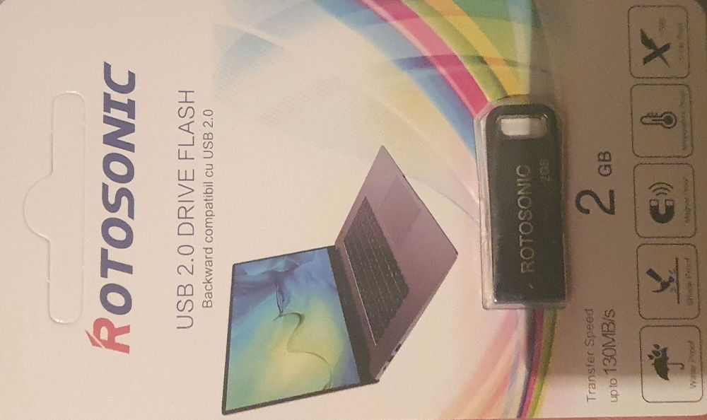 Vând imprimantă profesională DNP DSRX1HS + stickuri 99buc 2GB