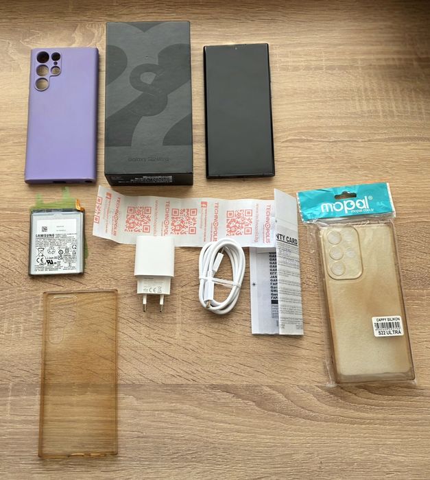 Samsung S22 ULTRА-Перфектен,Пълен комплект