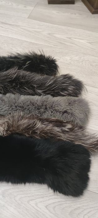 Продаю натуральный мех на капюшон