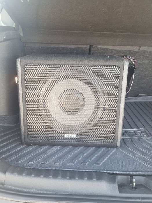 edifier aktivni sambufer