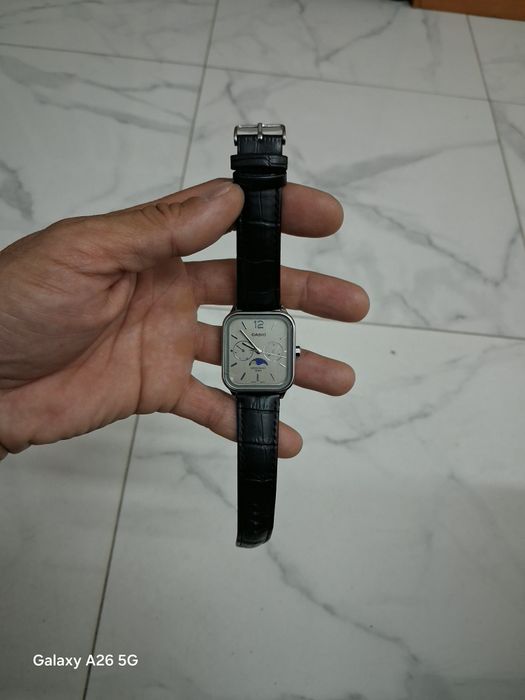 Продам мужские часы Casio