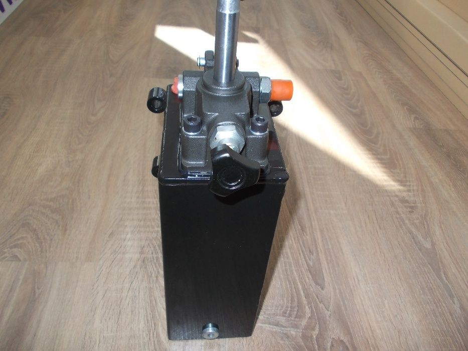 Pompa manuala hidraulica dublu efect cilindri utilaje