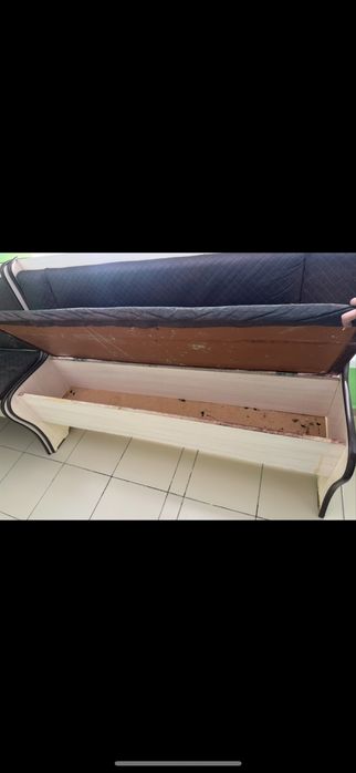 Продам стол уголок