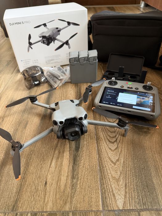Dji mini 5 pro Fli more combo -като нов